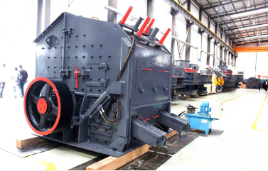 反擊式破碎機(jī)